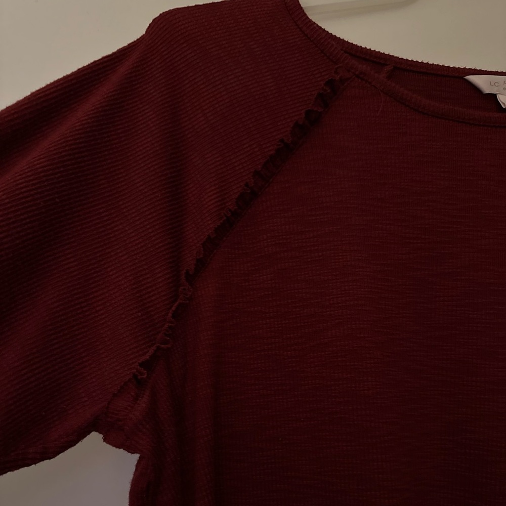 LC Lauren Conrad Red Raglan Ruffled Blouse - Picture 4 of 5